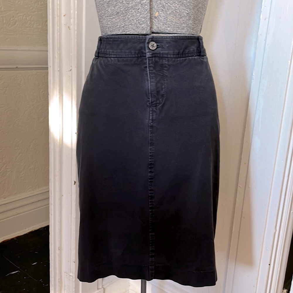 Not Your Daughter’s Jeans Black Stretch Denim Pencil Skirt Lift and Tuck size 6